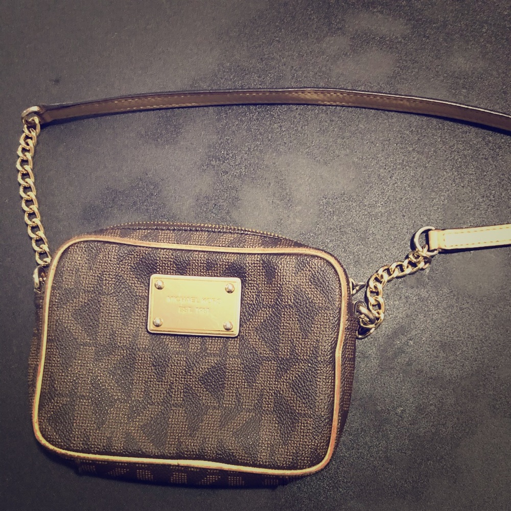 Michael Kors Purse - Picture 1 of 2